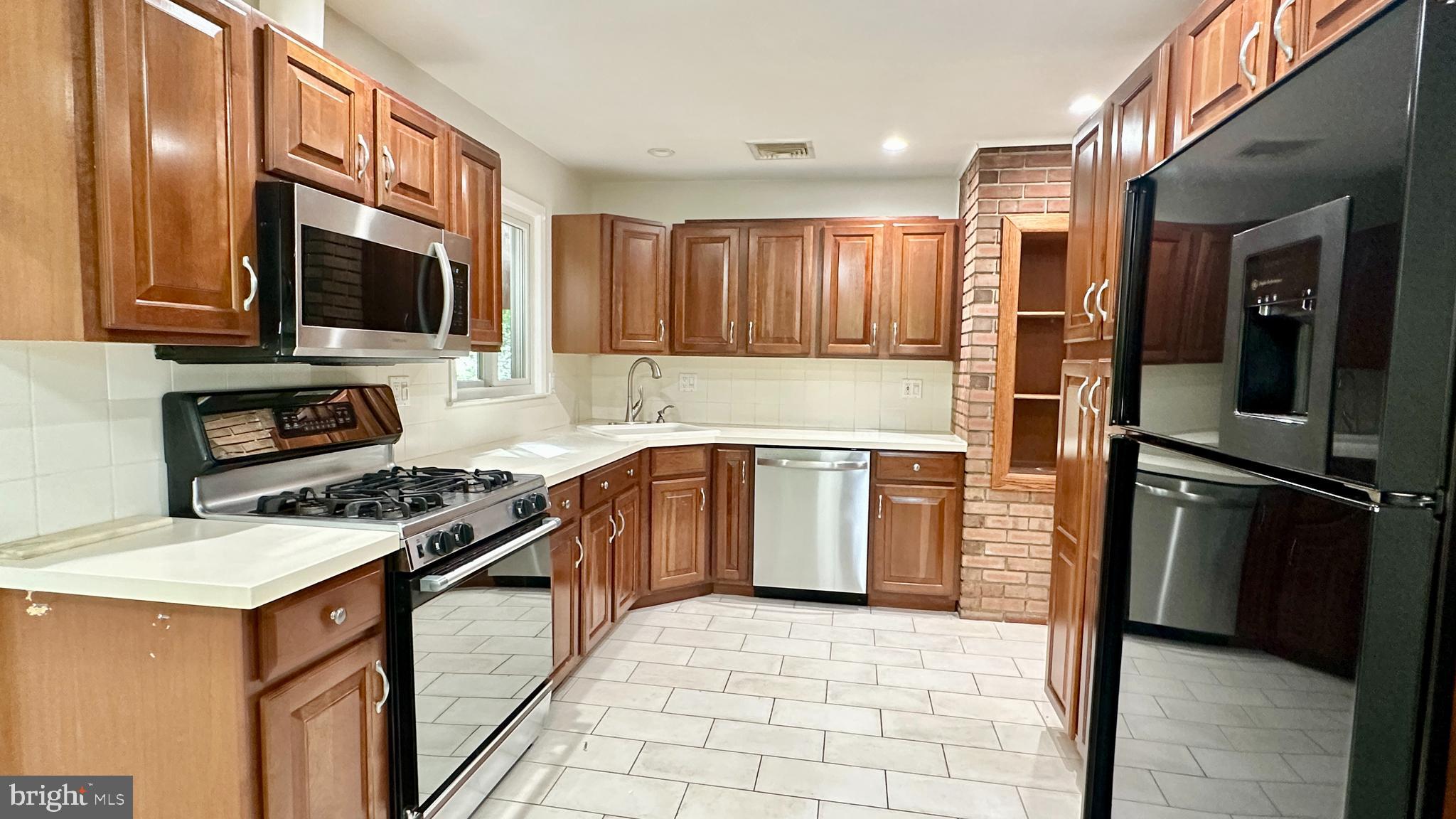 396 Riverside Drive Princeton, NJ 08540 - Photo 16 of 29