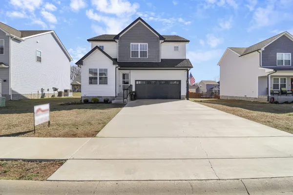 $1,895 | 534 Bloomington Trace, Clarksville, TN 37042