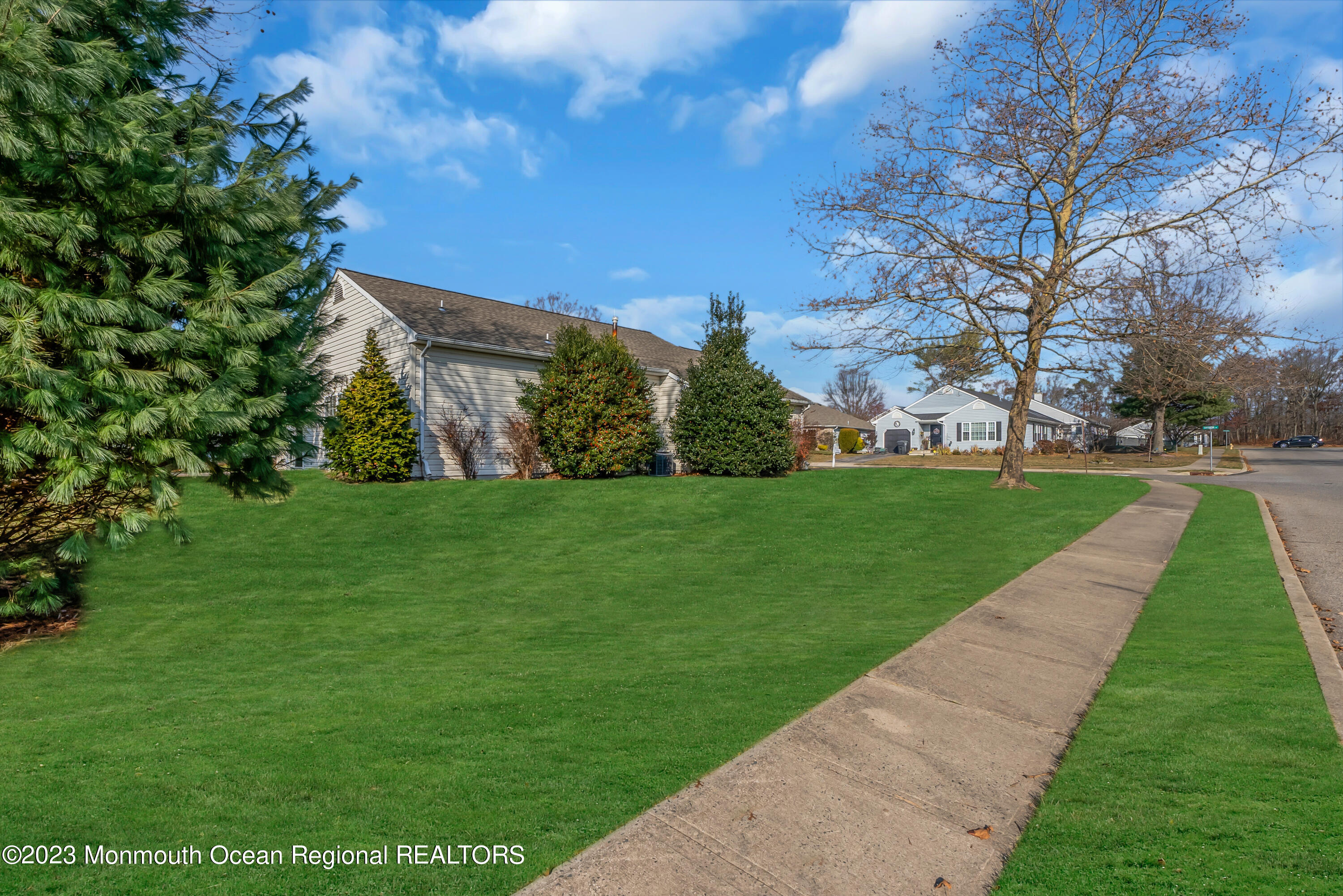 25 Cottontail Drive Brick, NJ 08724 - Photo 25 of 32 a view of a garden with an trees