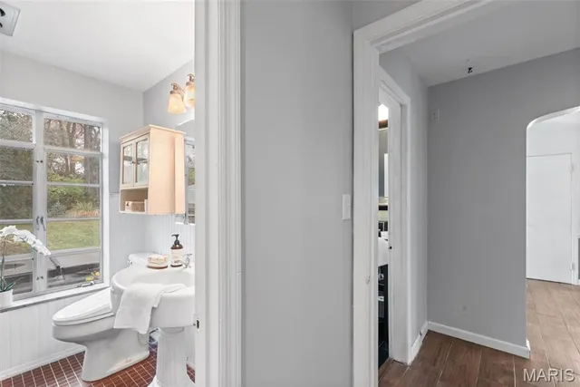 $439,000 | 581 West Lockwood Avenue, Webster Groves, MO 63119