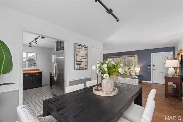 $439,000 | 581 West Lockwood Avenue, Webster Groves, MO 63119