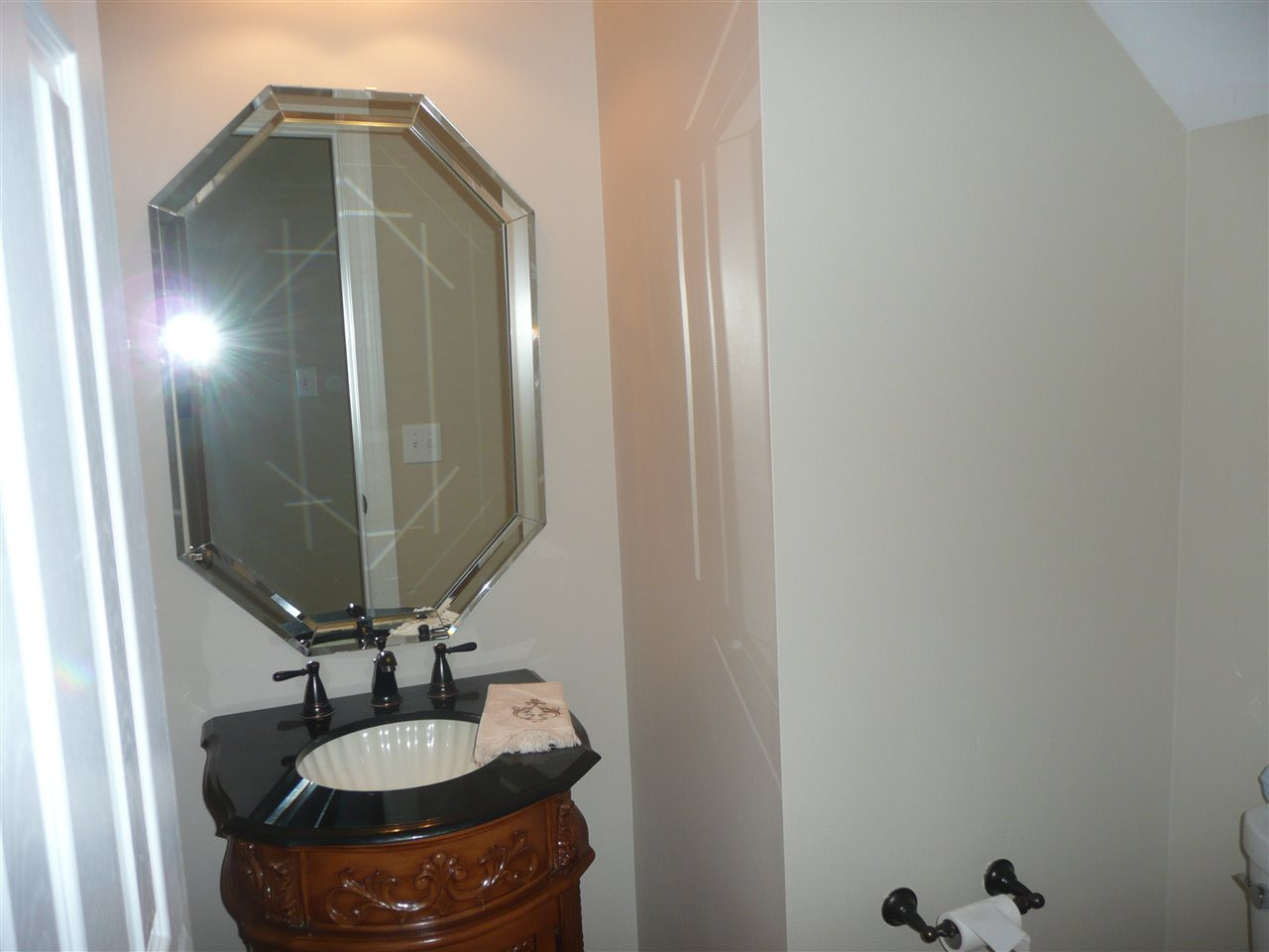 2604 Sunnystone Way Raleigh, NC 27613 - Photo 10 of 25 Photo 10