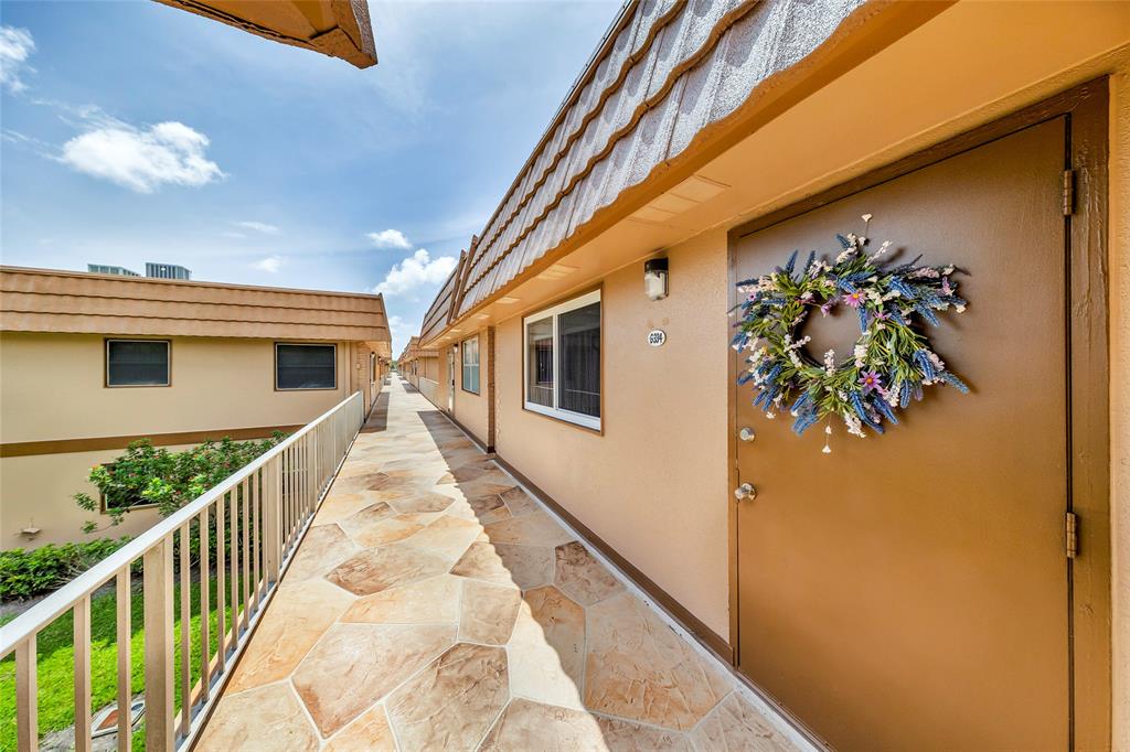 334 Brittany Avenue, Unit 334 Delray Beach, FL 33446 - Photo 2 of 8