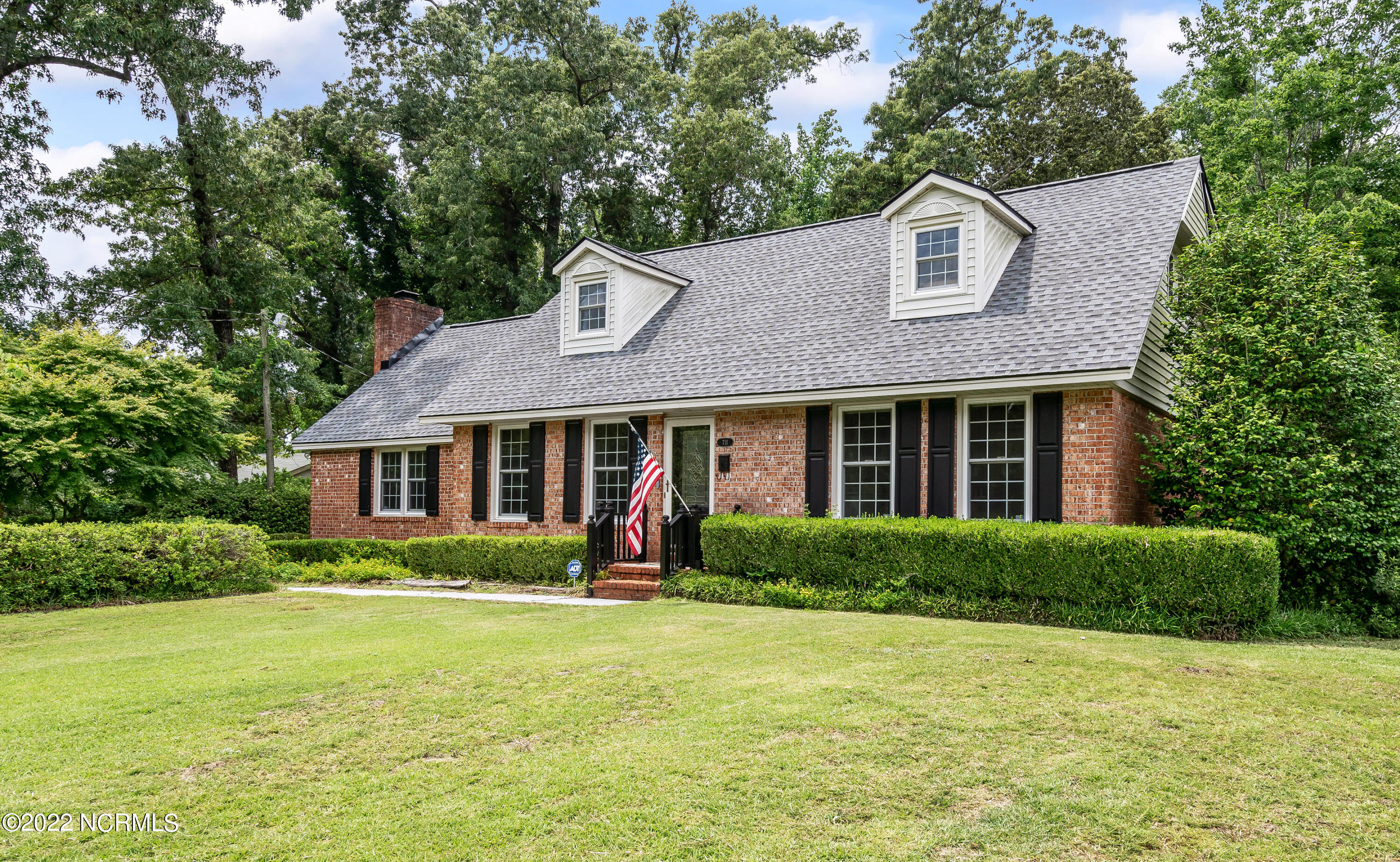 711 Decatur Road Jacksonville, NC 28540 - Photo 2 of 37 2