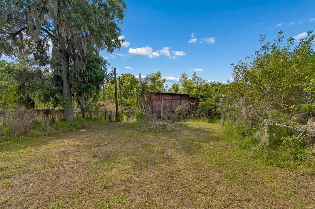 212 Crystal Lake Road Lutz, FL 33548 - Photo 16 of 25