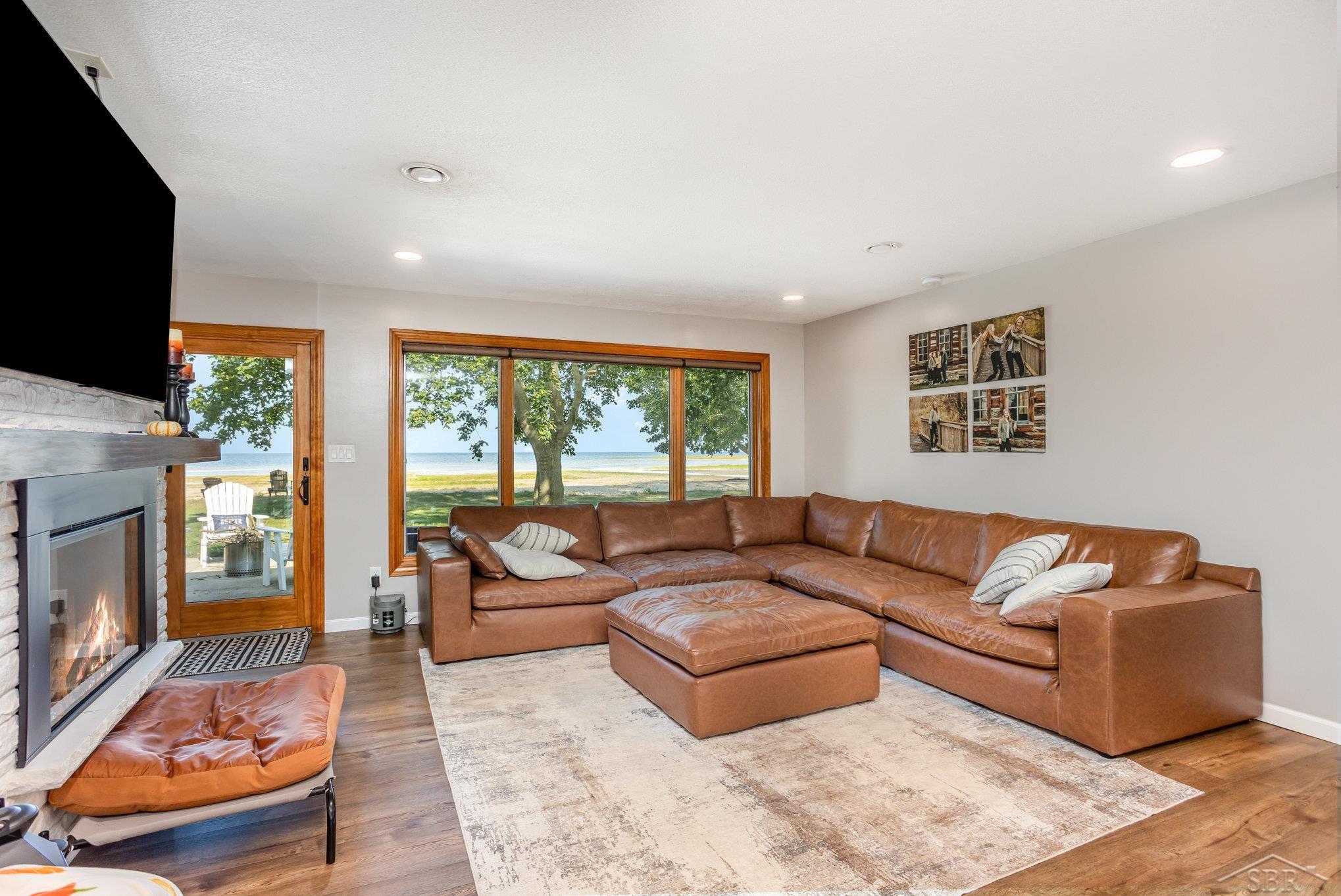 44 North Linwood Beach Road Linwood, MI 48634 - Photo 5 of 45