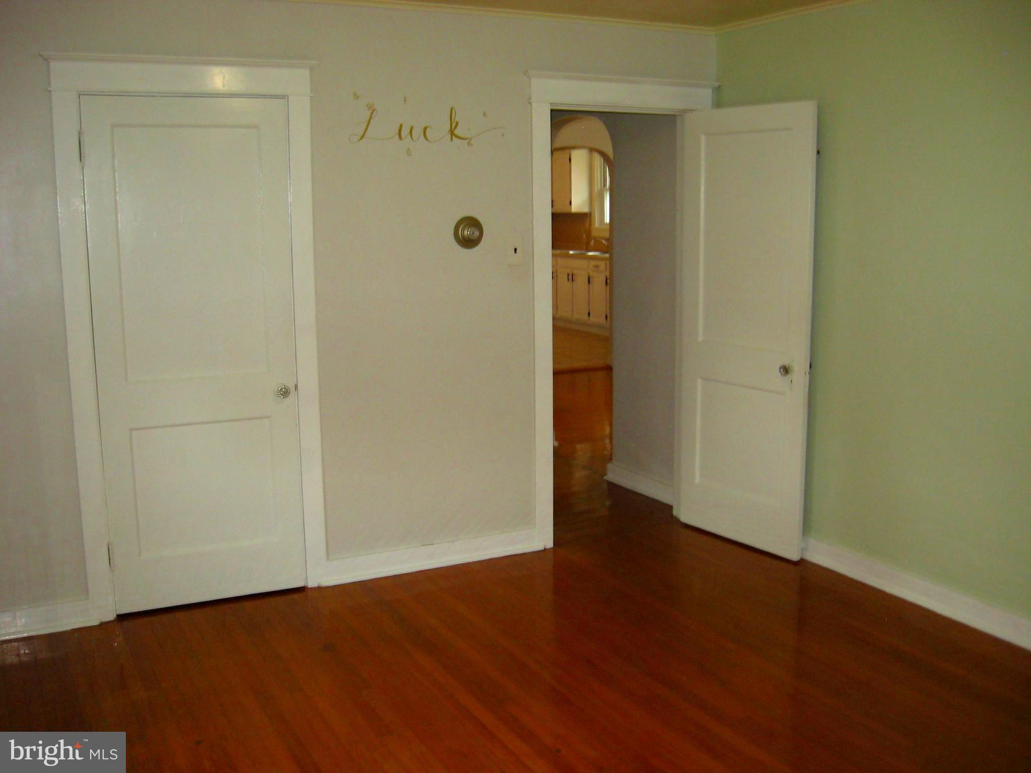 134 West Forrestview Road Brookhaven, PA 19015 - Photo 40 of 59 Middle Bed Room