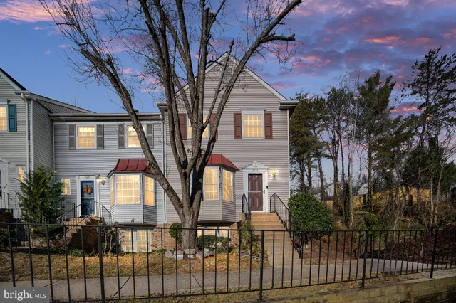 $330,000 | 16228 Taconic Circle, Dumfries, VA 22025