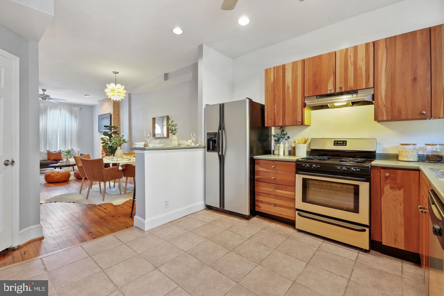 1528 Covington Street Baltimore, MD 21230 - Photo 13 of 29