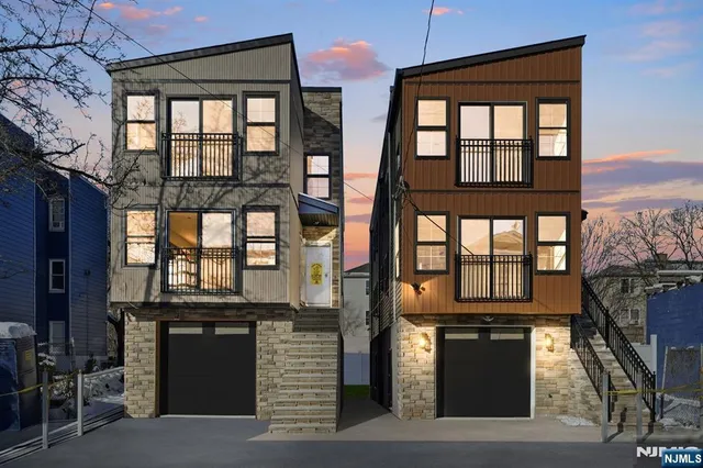 $899,999 | 749 South 11th Street, Newark, NJ 07103