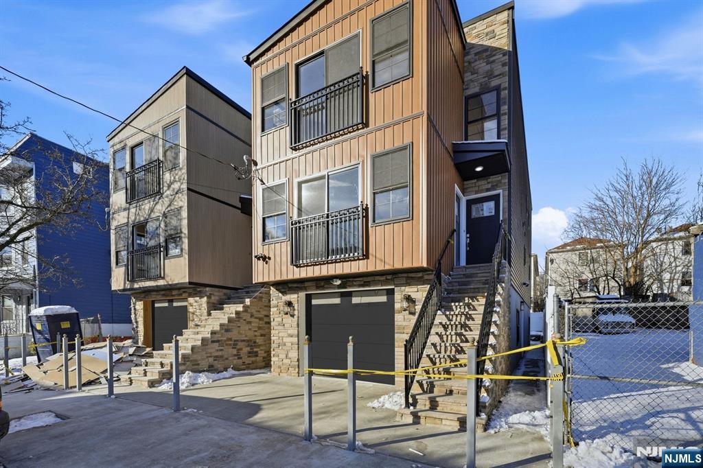 749 South 11th Street Newark, NJ 07103 - Photo 2 of 40