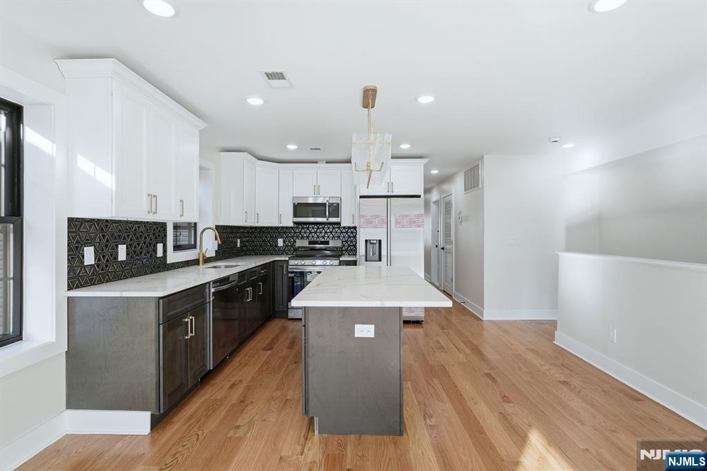 749 South 11th Street Newark, NJ 07103 - Photo 26 of 40