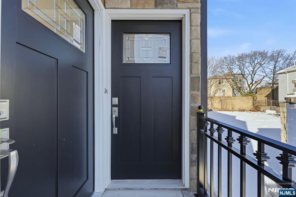 749 South 11th Street Newark, NJ 07103 - Photo 3 of 40