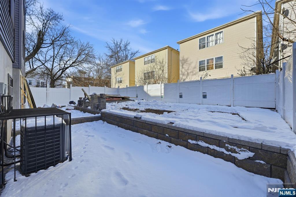 749 South 11th Street Newark, NJ 07103 - Photo 39 of 40