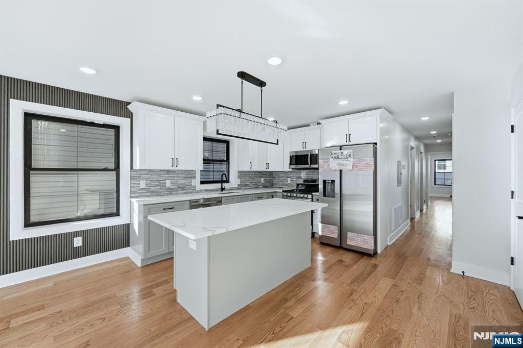 749 South 11th Street Newark, NJ 07103 - Photo 8 of 40