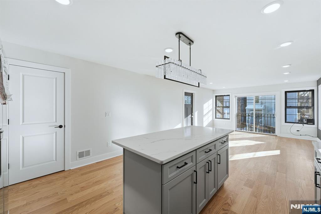 749 South 11th Street Newark, NJ 07103 - Photo 10 of 40