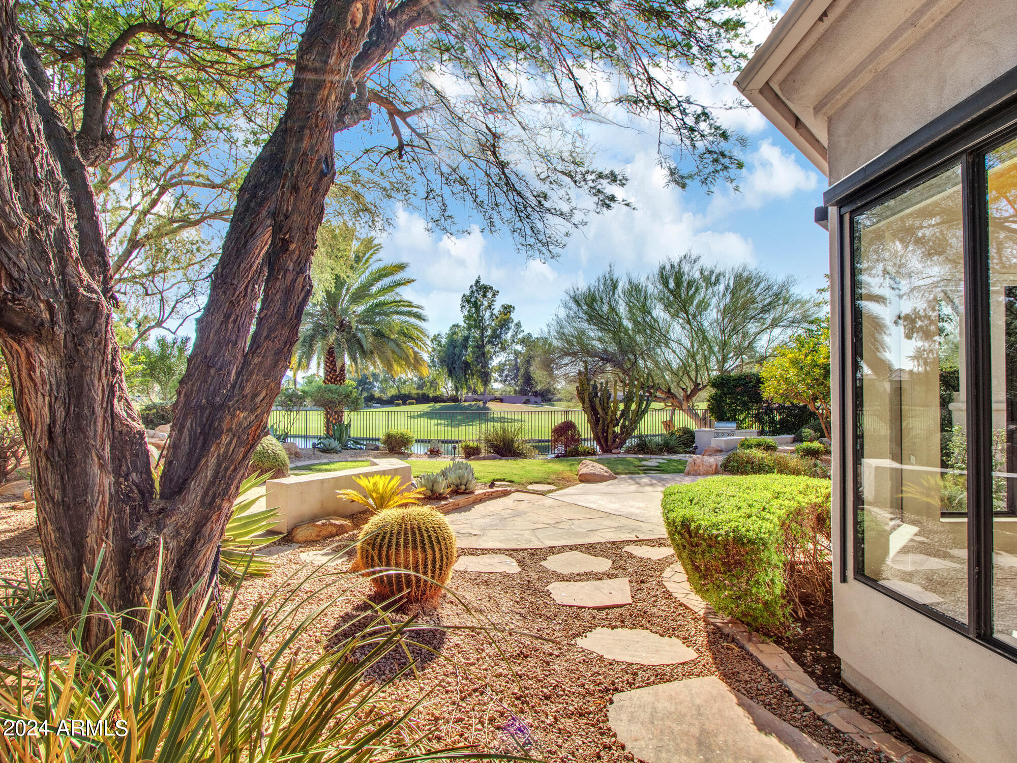 7375 East Gainey Ranch Road, Unit 2 Scottsdale, AZ 85258 - Photo 25 of 79 Backyard views