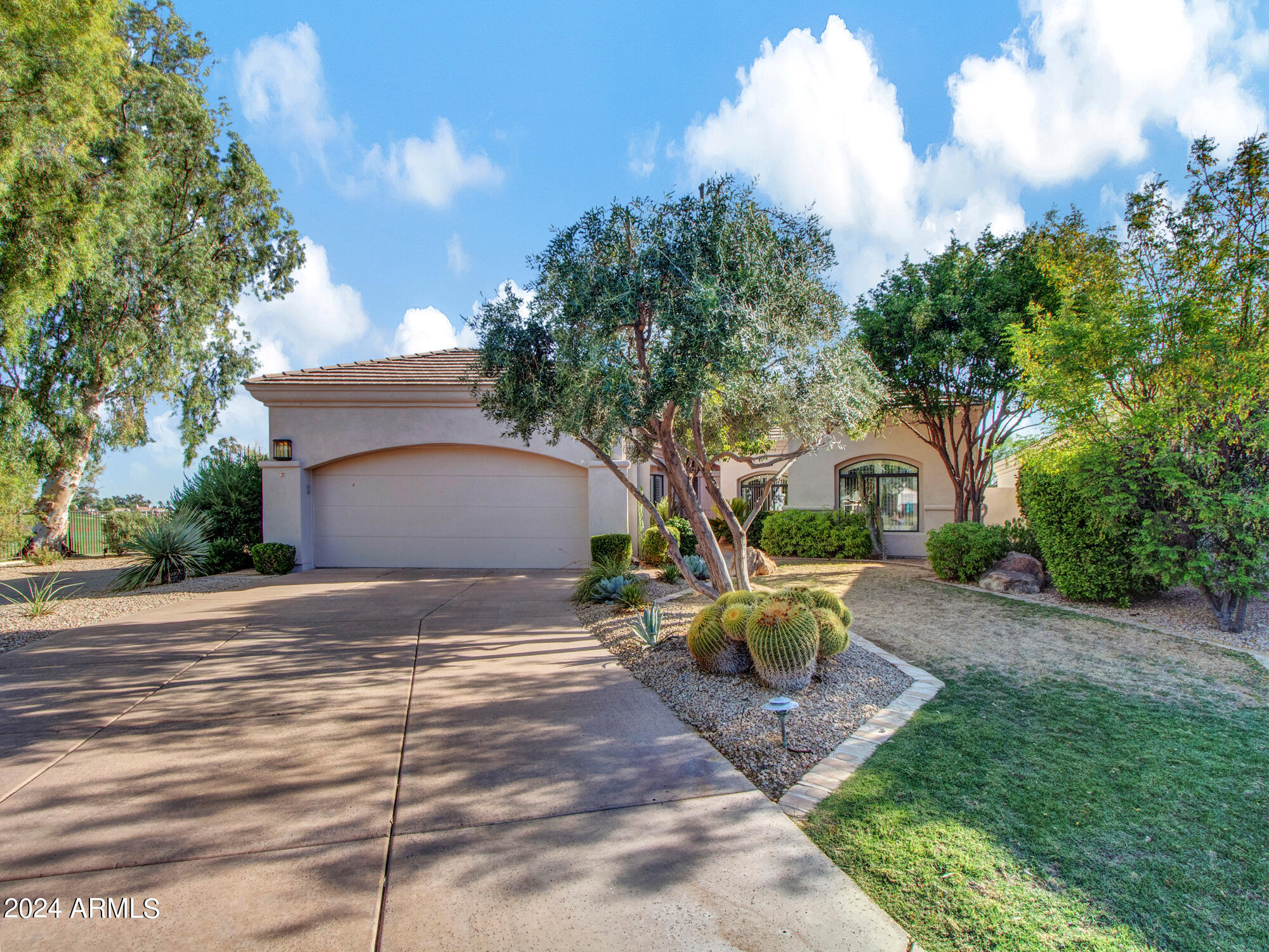 7375 East Gainey Ranch Road, Unit 2 Scottsdale, AZ 85258 - Photo 3 of 79 Private Driveway