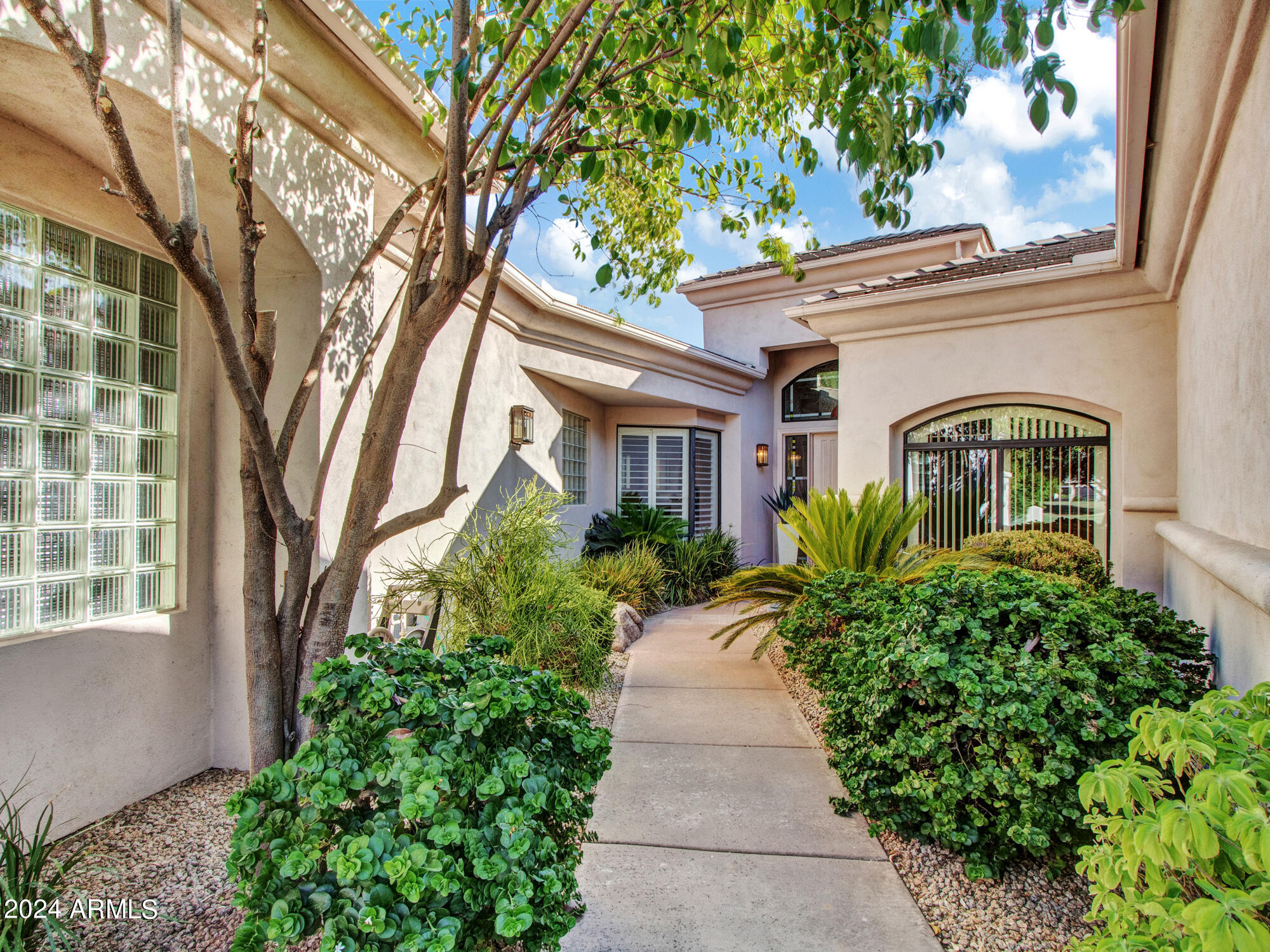 7375 East Gainey Ranch Road, Unit 2 Scottsdale, AZ 85258 - Photo 4 of 79 Lush front landscaping