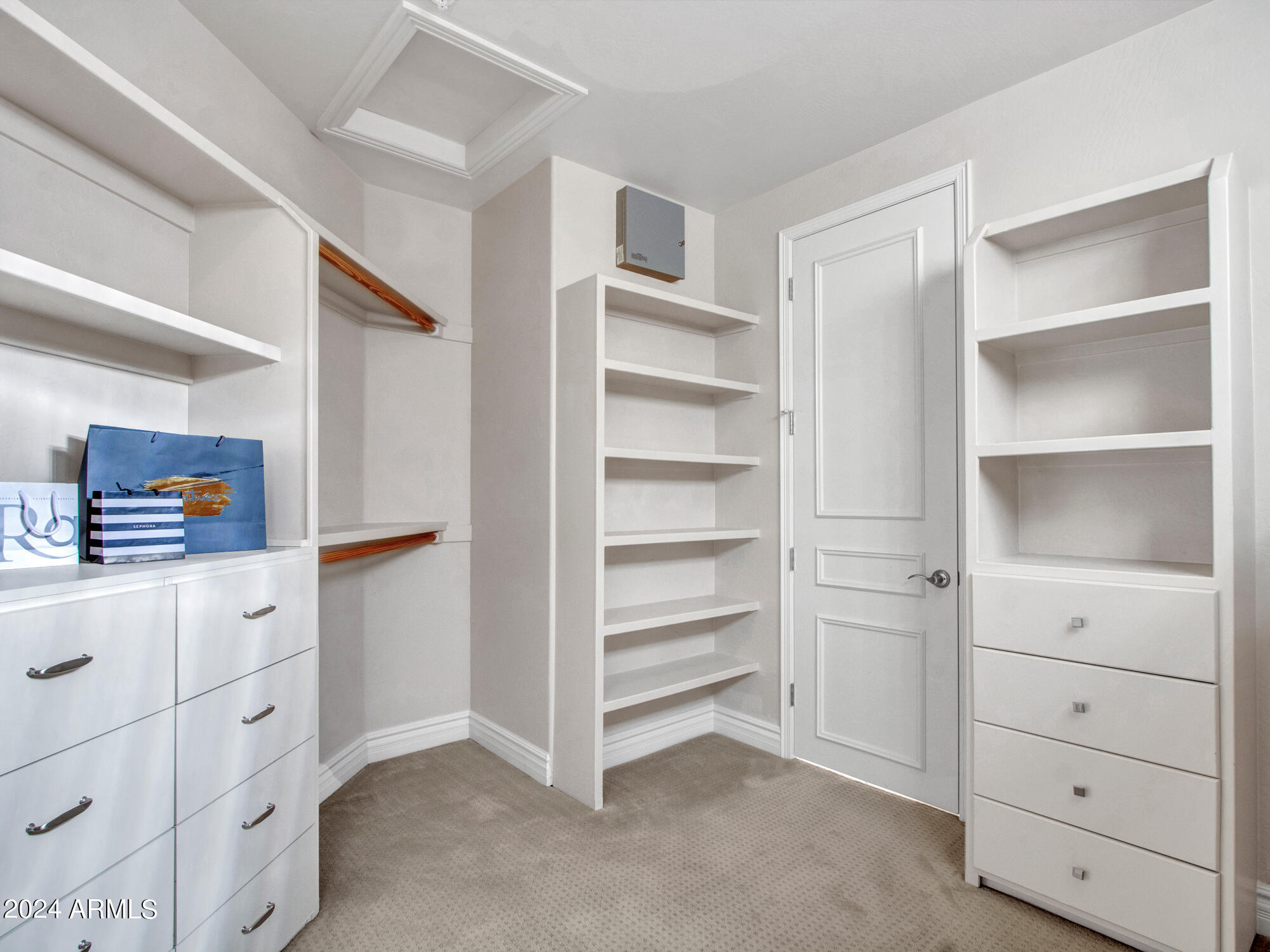 7375 East Gainey Ranch Road, Unit 2 Scottsdale, AZ 85258 - Photo 59 of 79 Master Walk-in Closet