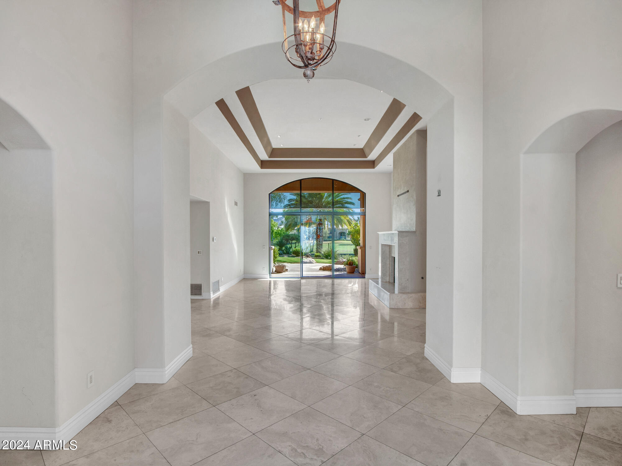 7375 East Gainey Ranch Road, Unit 2 Scottsdale, AZ 85258 - Photo 9 of 79 Beautiful Foyer