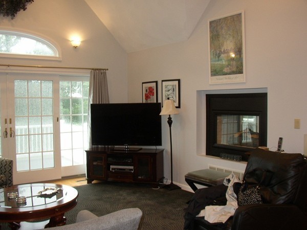4 Mansfield Road Middleton, MA 01949 - Photo 11 of 30 Gallery Image 11