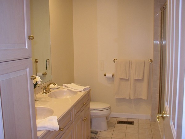 4 Mansfield Road Middleton, MA 01949 - Photo 17 of 30 Gallery Image 17
