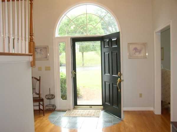 4 Mansfield Road Middleton, MA 01949 - Photo 4 of 30 Gallery Image 4