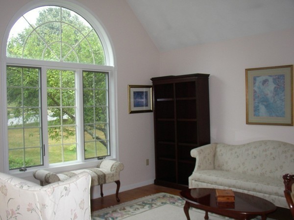 4 Mansfield Road Middleton, MA 01949 - Photo 8 of 30 Gallery Image 8