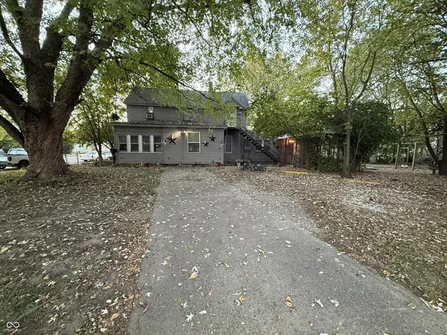 $119,900 | 2040 Plum Street, Terre Haute, IN 47804