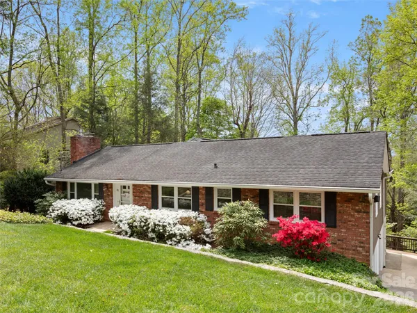 $750,000 | 32 Westridge Drive, Asheville, NC 28803