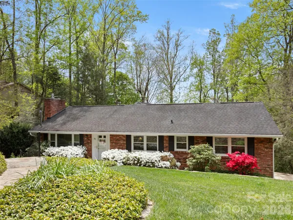 $750,000 | 32 Westridge Drive, Asheville, NC 28803