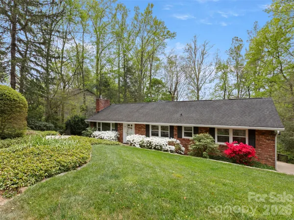 $750,000 | 32 Westridge Drive, Asheville, NC 28803
