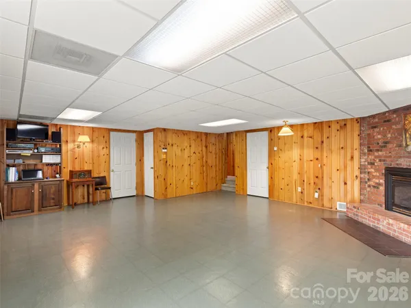 $750,000 | 32 Westridge Drive, Asheville, NC 28803