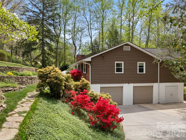 $750,000 | 32 Westridge Drive, Asheville, NC 28803