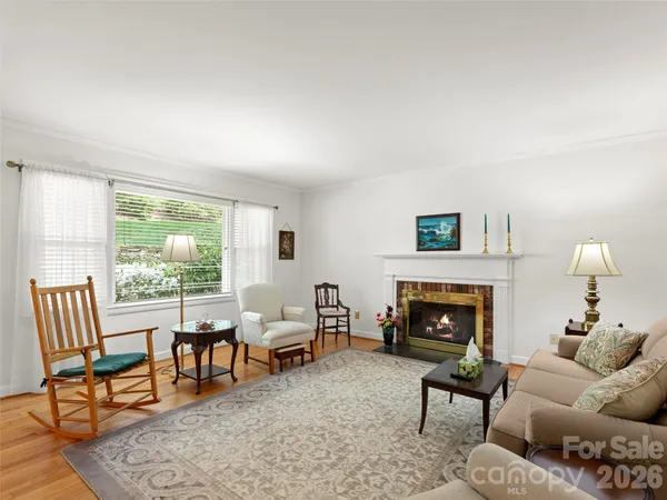 $750,000 | 32 Westridge Drive, Asheville, NC 28803