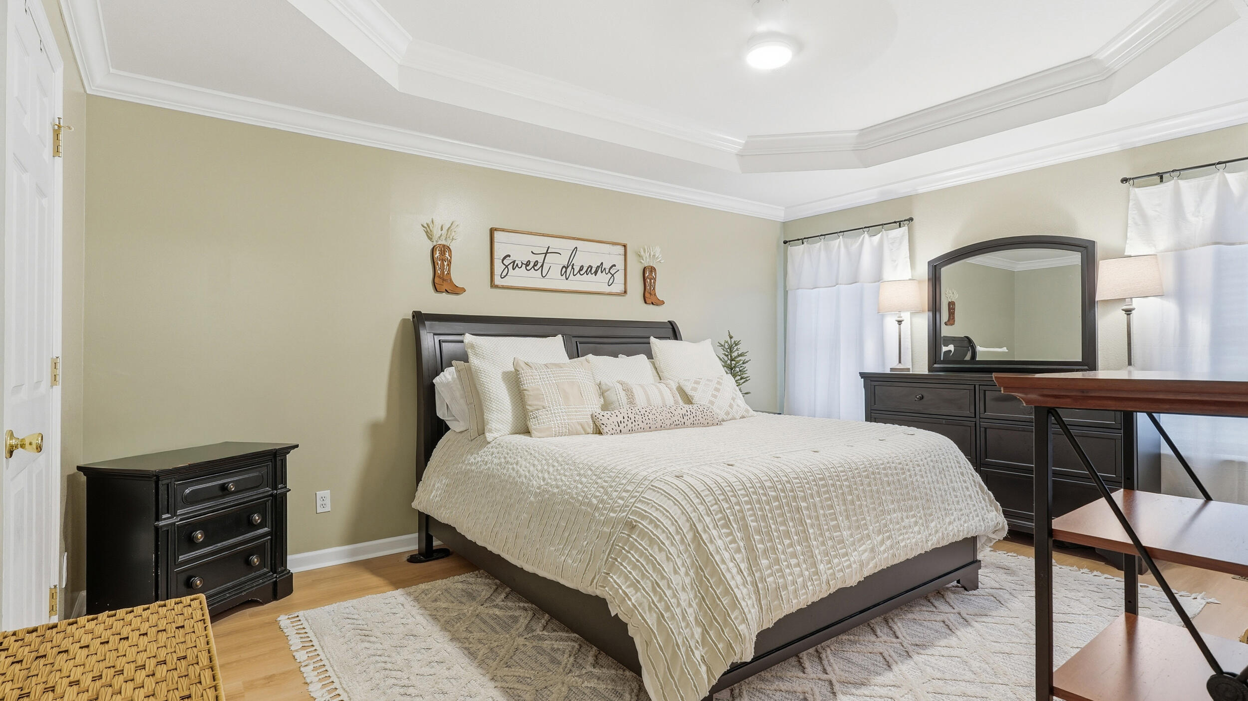 1208 Spring Meadows Drive Ringgold, GA 30736 - Photo 16 of 40 Main bedroom