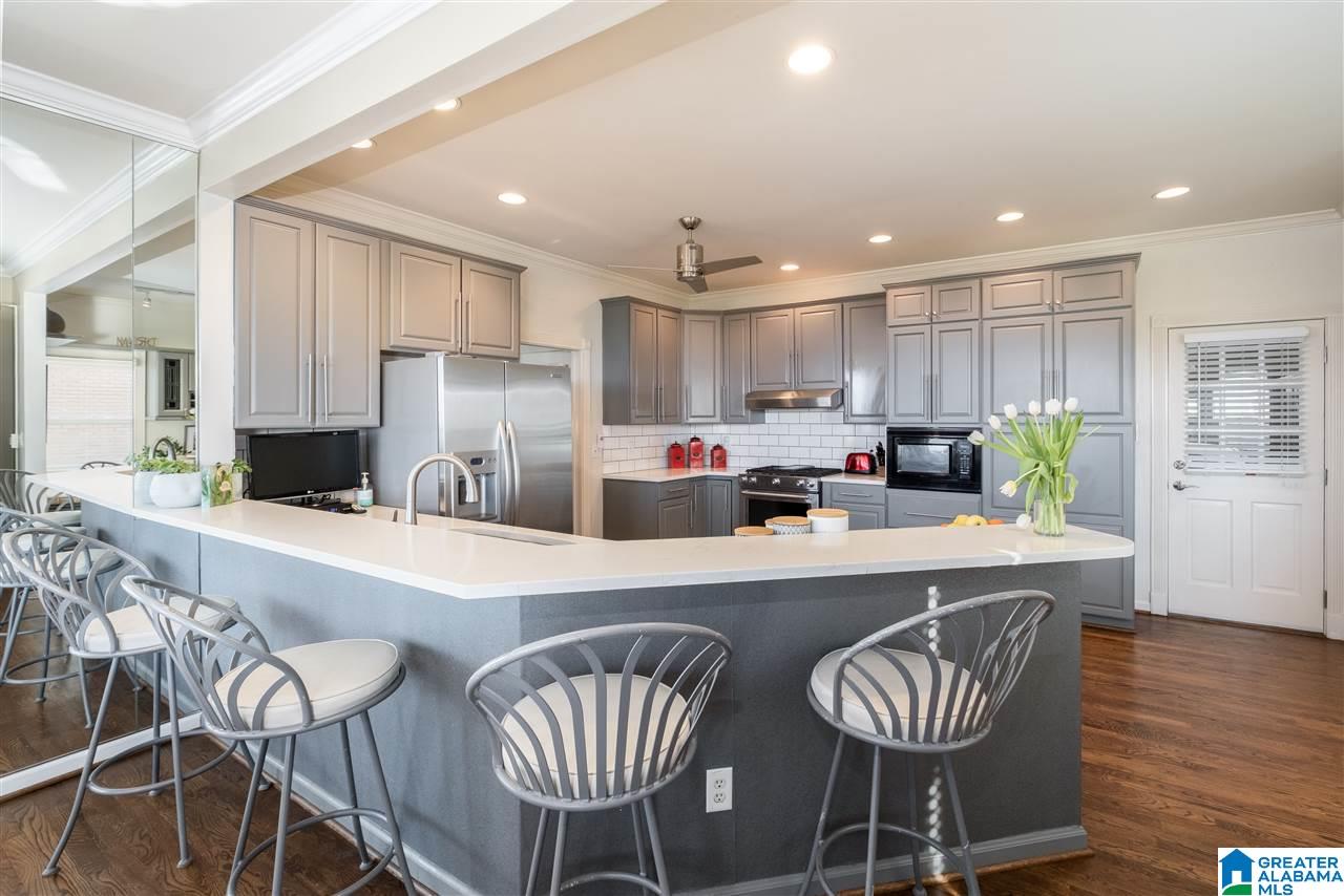 4928 Altamont Road Birmingham, AL 35222 - Photo 7 of 35