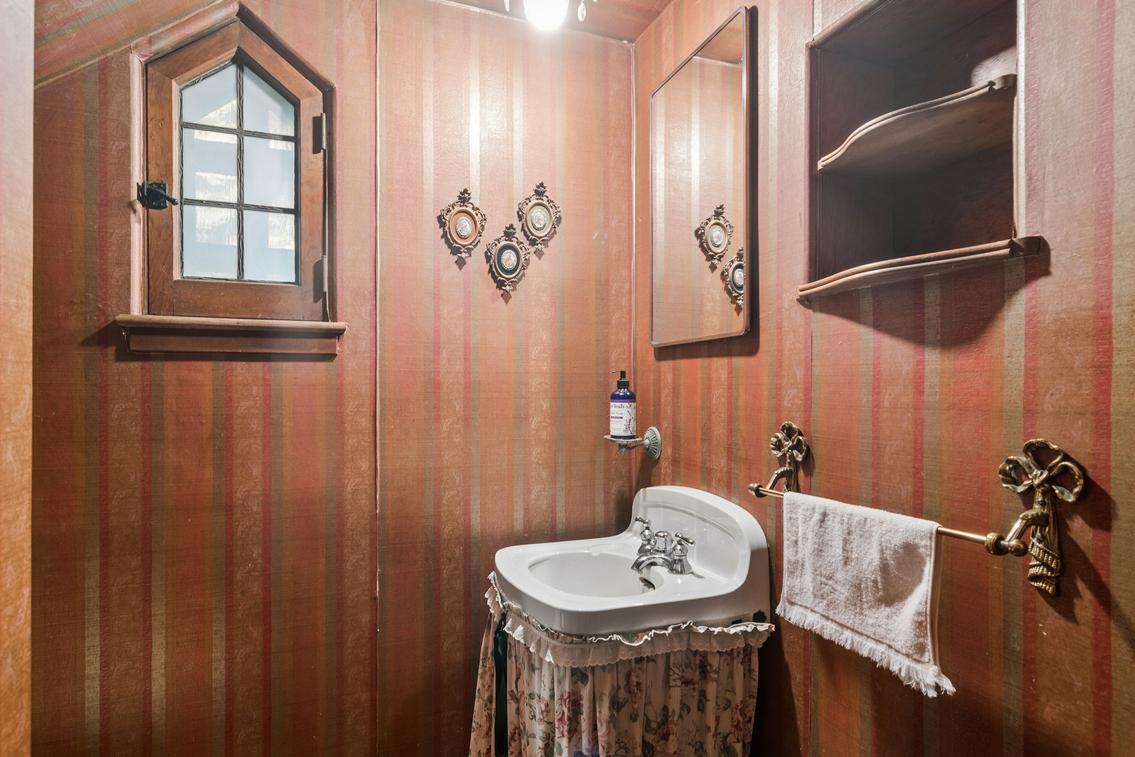 102 Pine Road Barrington, IL 60010 - Photo 9 of 30