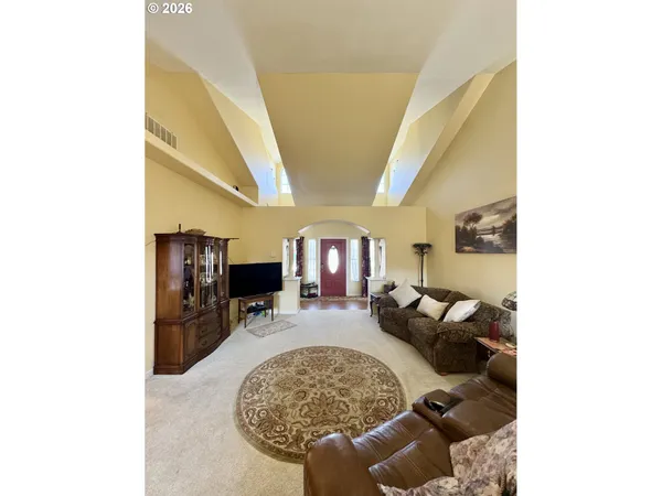 $600,000 | 1256 Frogs Leap Lane, Eugene, OR 97404