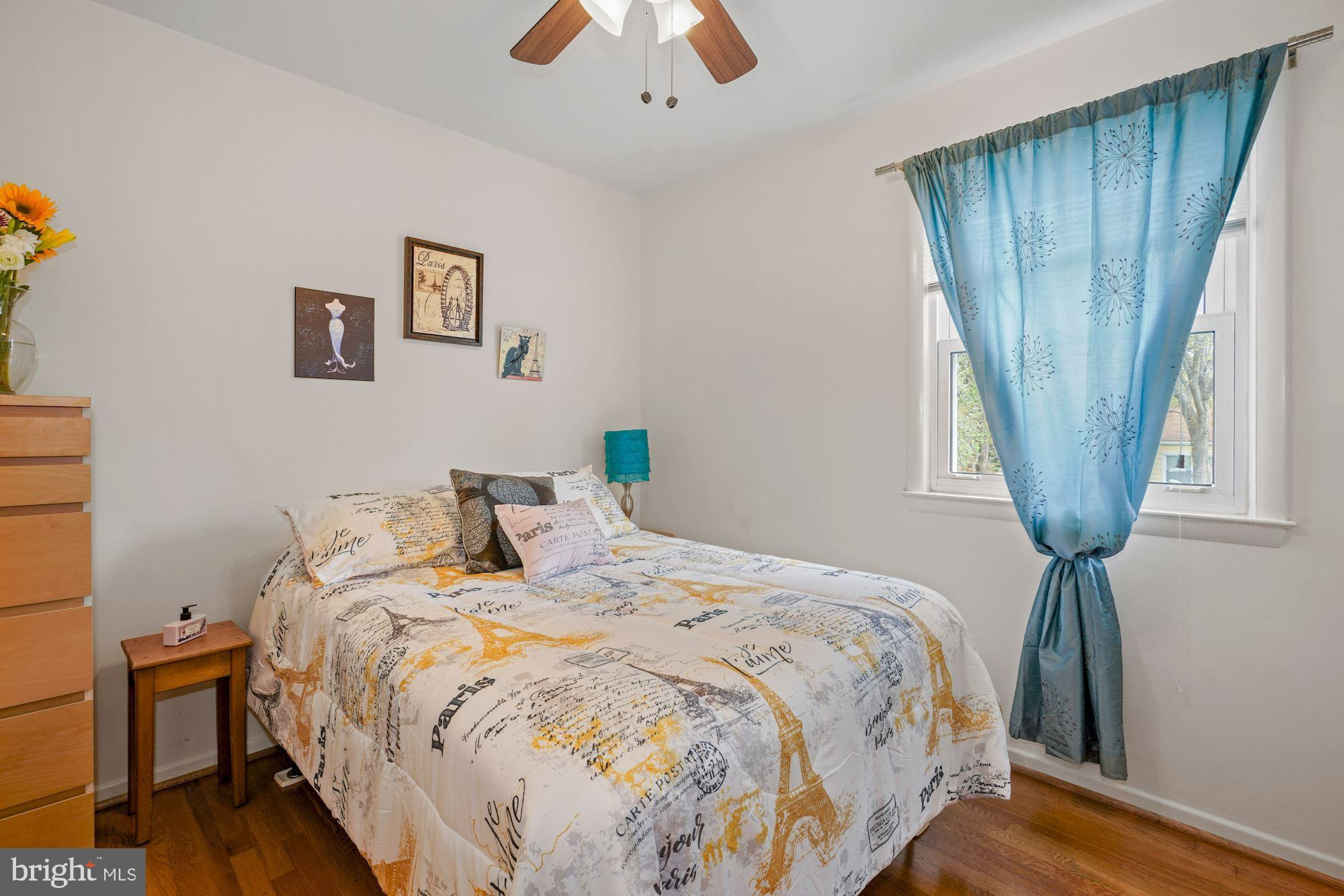 6111 Pinto Place Springfield, VA 22150 - Photo 20 of 35 Guest bedroom