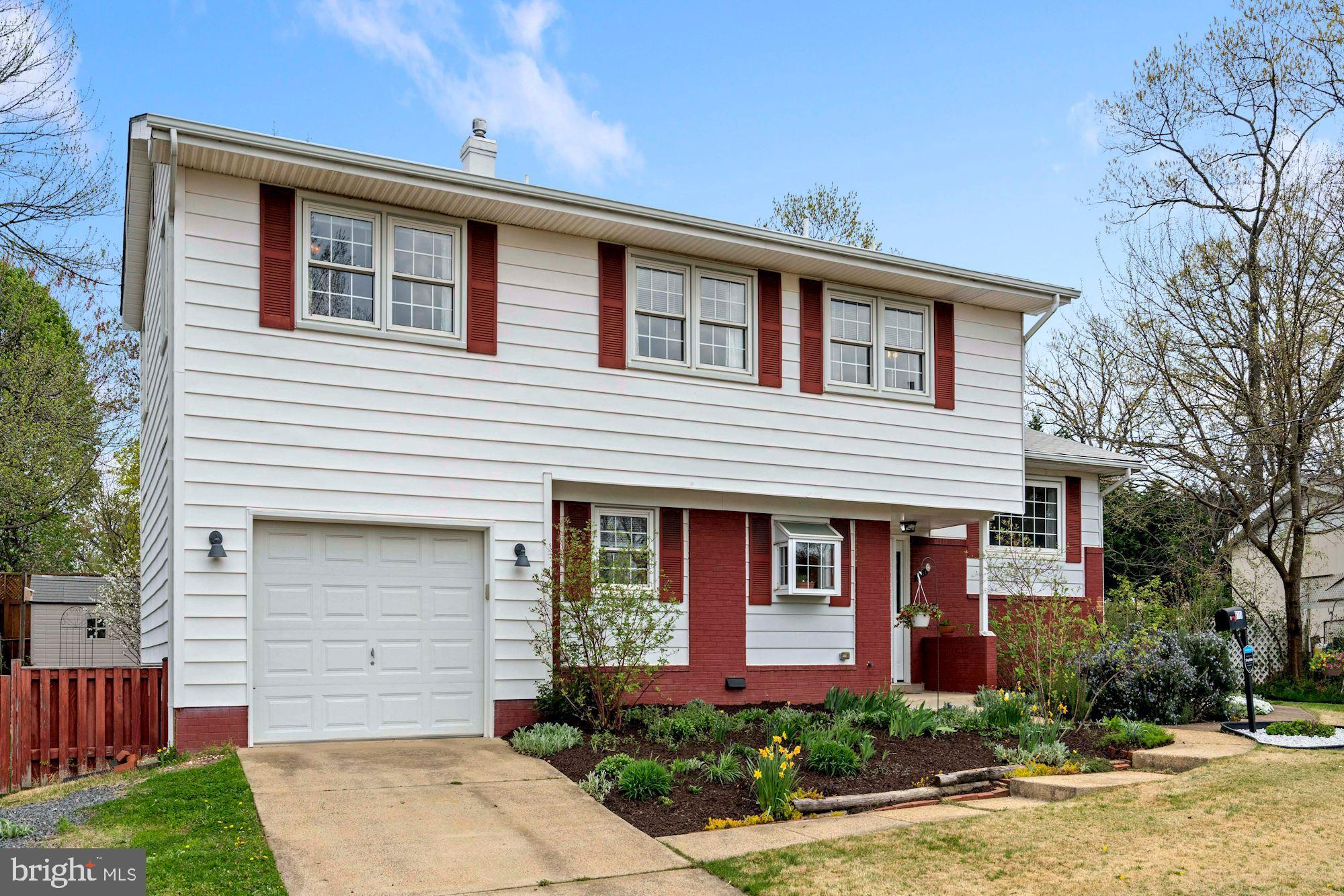 6111 Pinto Place Springfield, VA 22150 - Photo 27 of 35 Pull up into your garage.