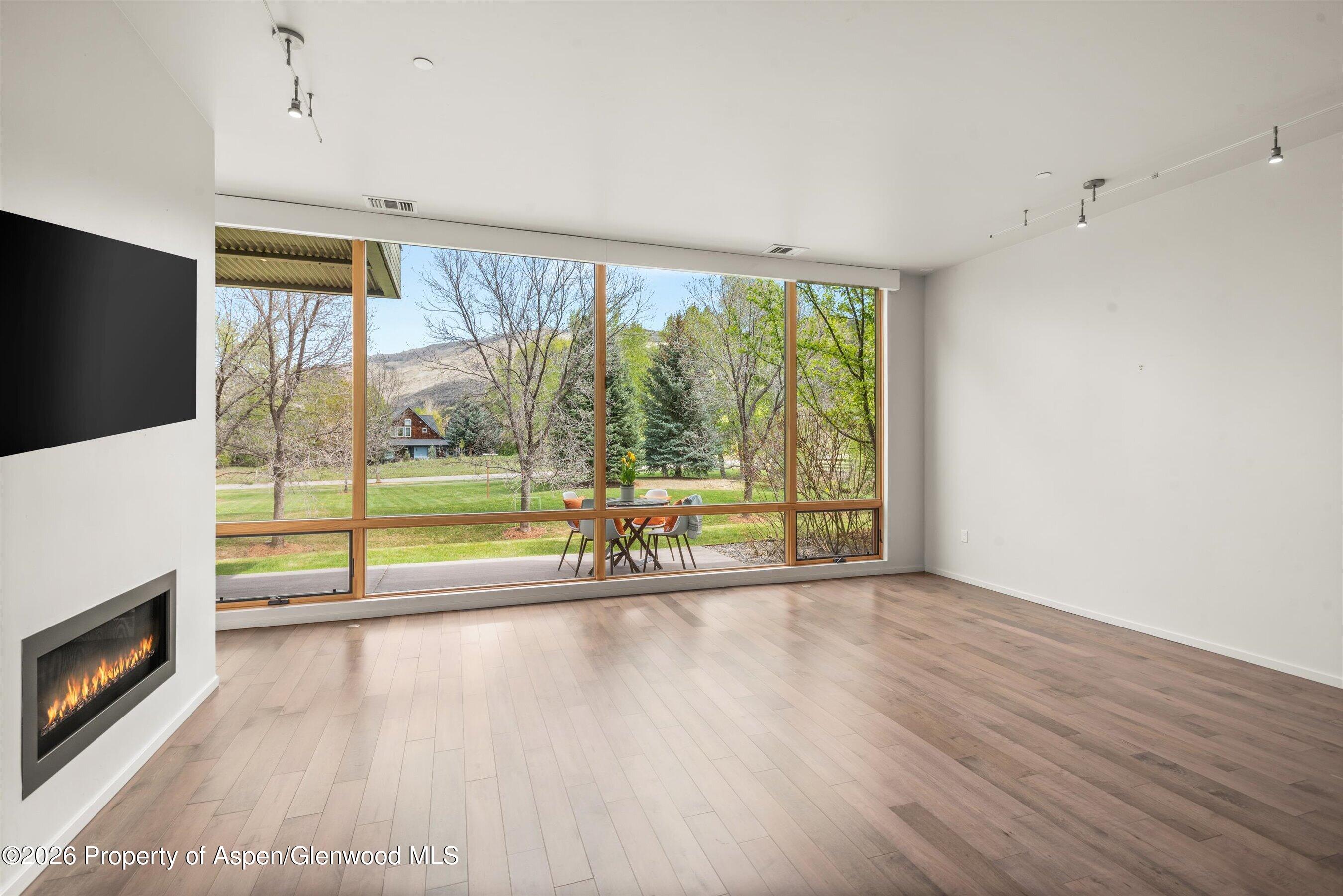 202 Evans Road, Unit 101 Basalt, CO 81621 - Photo 6 of 28 Lots of light and views