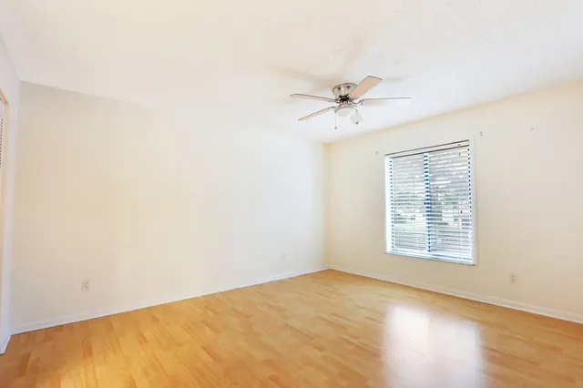 $222,000 | 1935 Southwest Silver Pine Way, Unit 117B2, Palm City, FL 34990