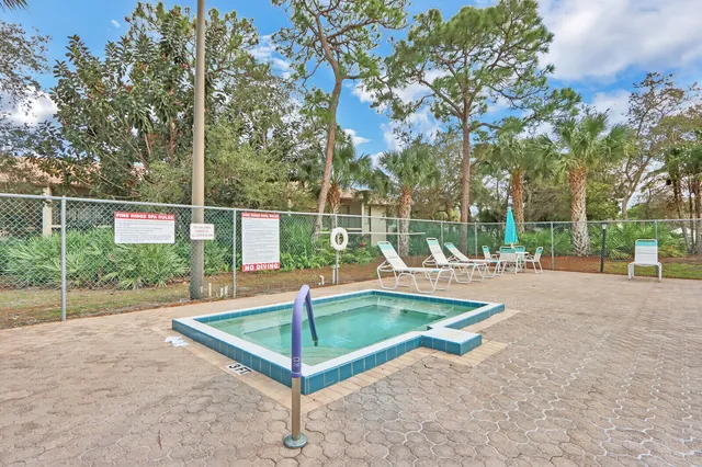 $222,000 | 1935 Southwest Silver Pine Way, Unit 117B2, Palm City, FL 34990