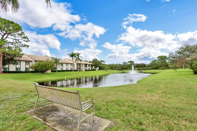 $222,000 | 1935 Southwest Silver Pine Way, Unit 117B2, Palm City, FL 34990