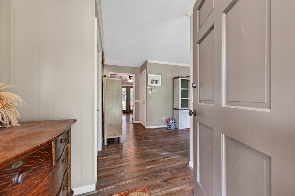 1299 Kinder Valley Road Rural Retreat, VA 24368 - Photo 16 of 82 Gallery Image 16