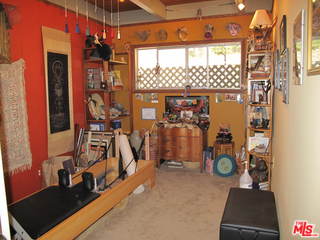 33064 Decker School Road Malibu, CA 90265 - Photo 15 of 30