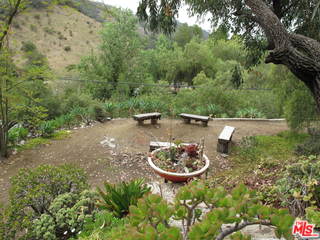 33064 Decker School Road Malibu, CA 90265 - Photo 23 of 30