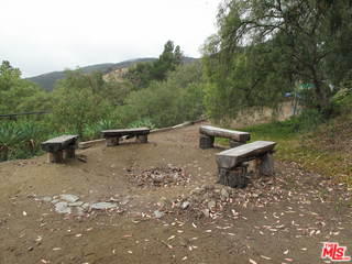 33064 Decker School Road Malibu, CA 90265 - Photo 27 of 30